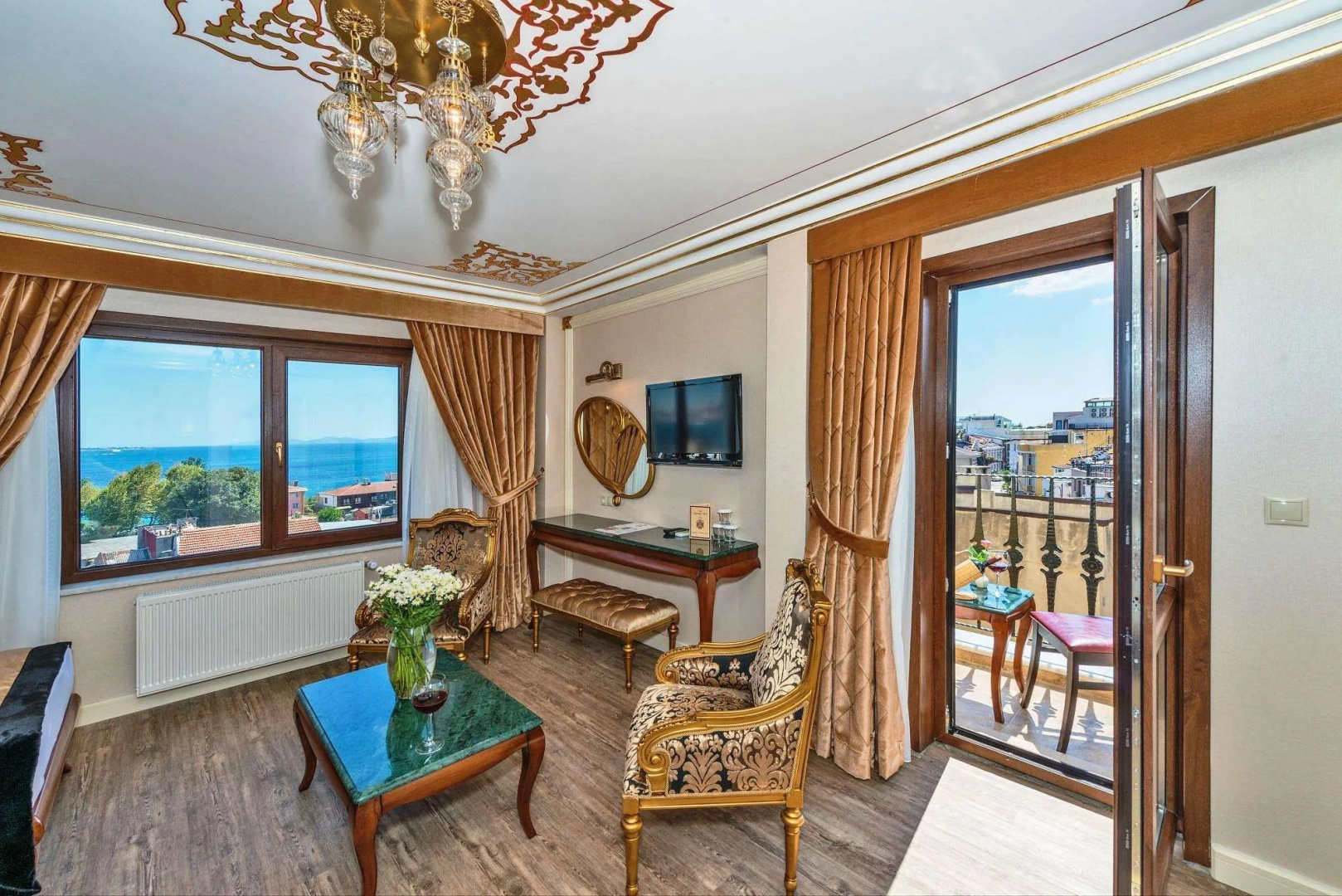 Photo - The Byzantium Hotel & Suites - Special Class