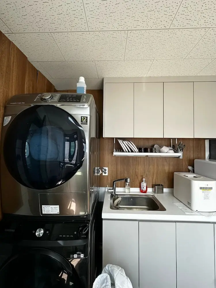 Foto - K wave Guesthouse Only Female in Hongdae 2