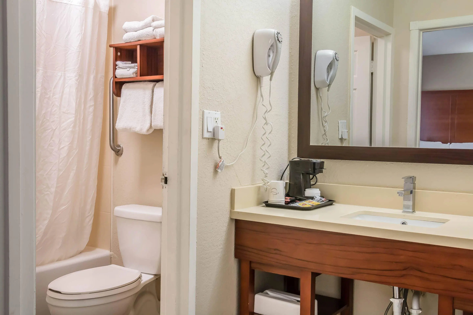 Foto - Comfort Inn Savannah Midtown