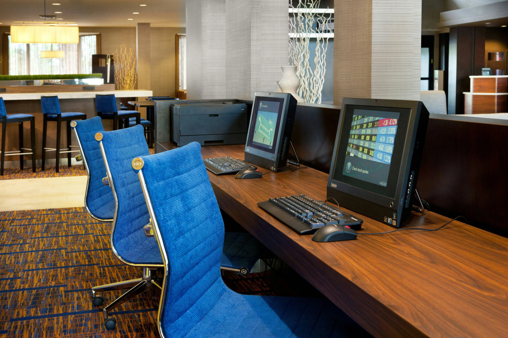 Foto - Courtyard by Marriott Oakland Airport