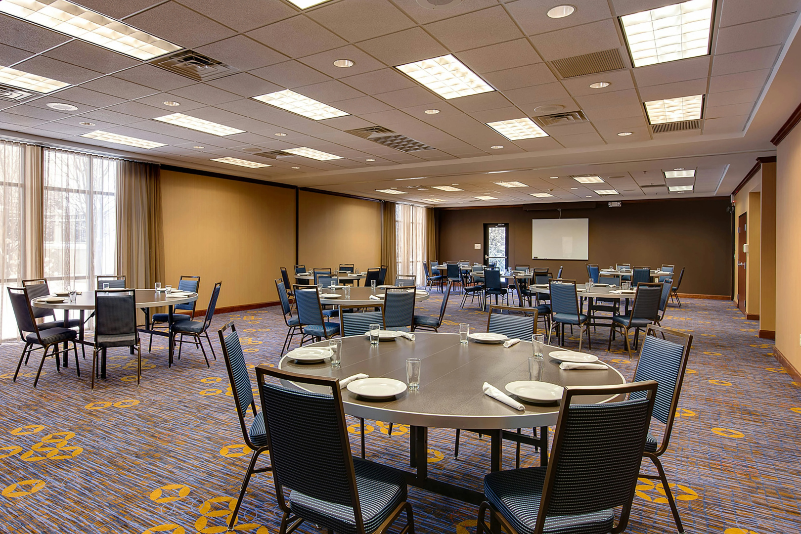 Photo - Courtyard by Marriott Chicago Schaumburg/Woodfield Mall