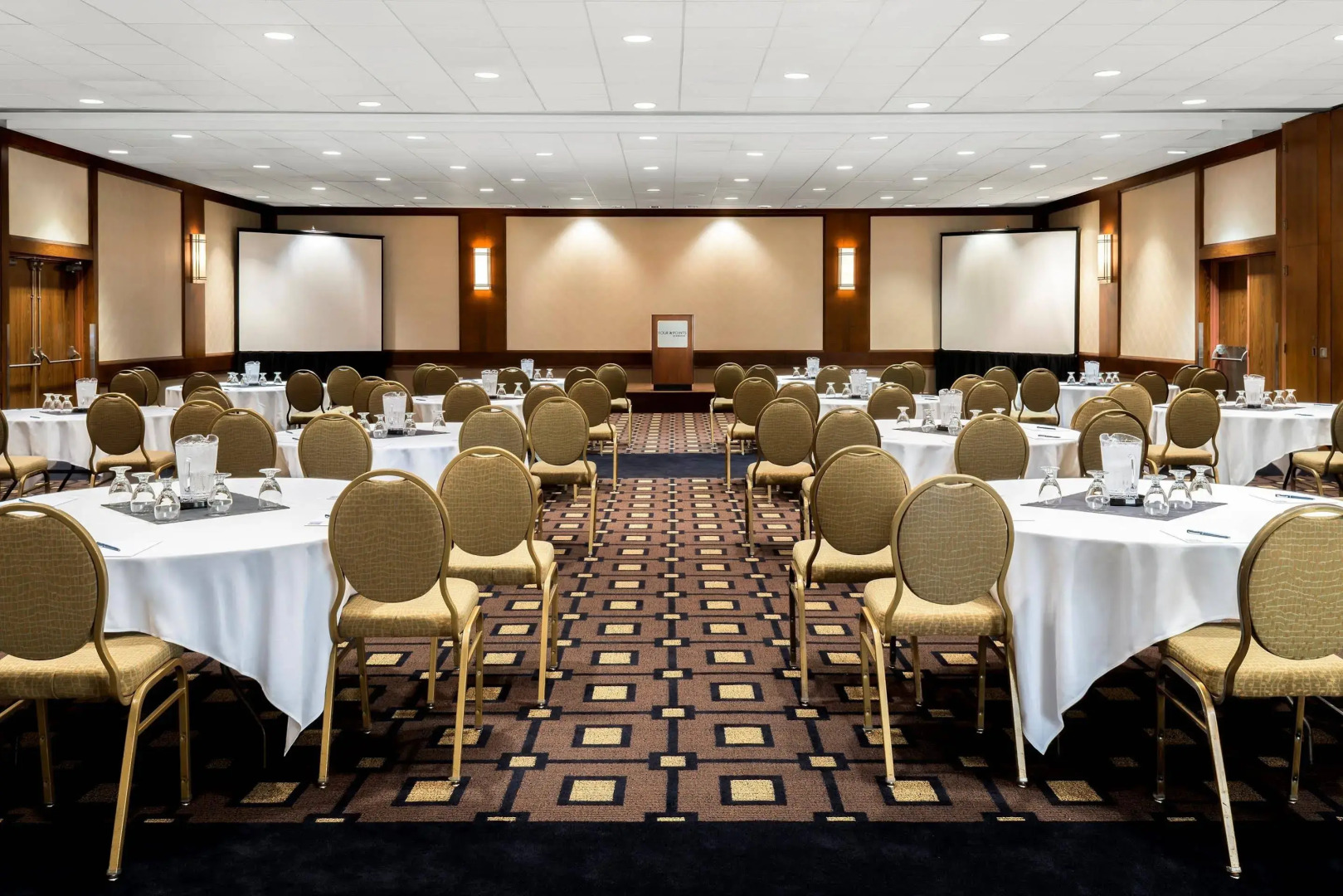 Foto - Four Points by Sheraton Toronto Airport