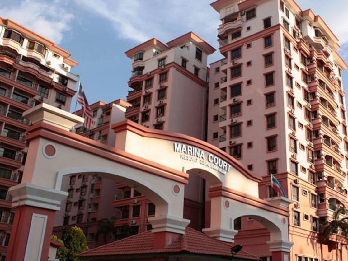 Nana Marina Court