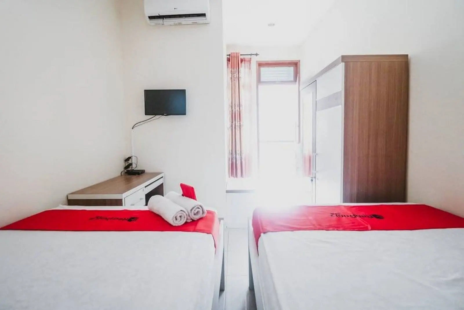 Foto - RedDoorz Plus near Semanggi