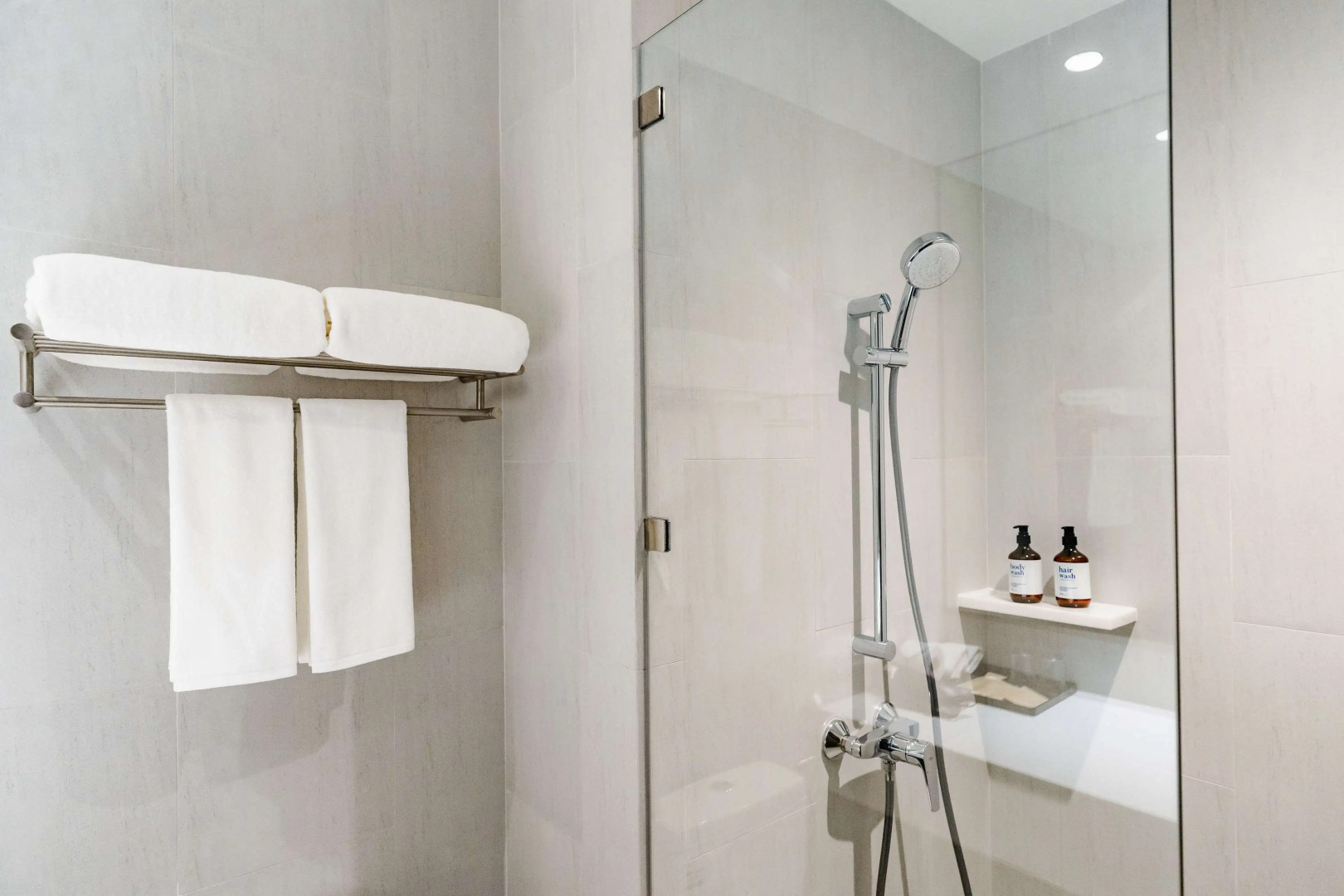 Photo - SimpleStay Chatuchak, SureStay Collection by Best Western