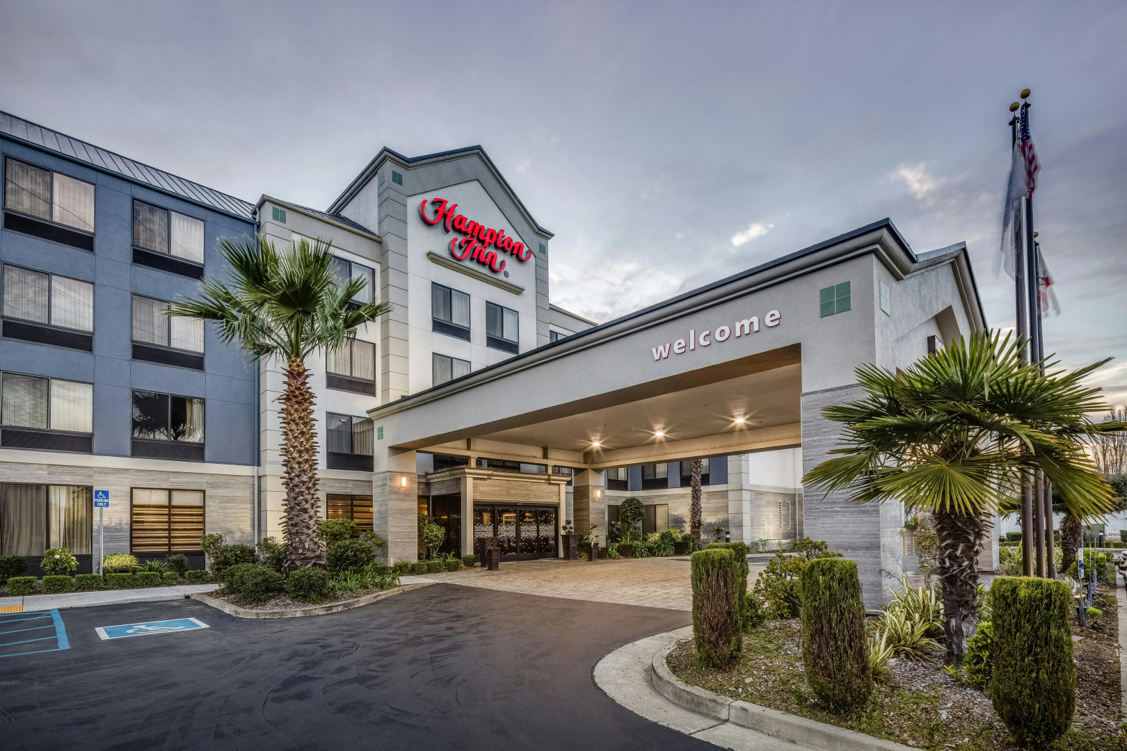 Photo - Hampton Inn San Francisco Airport