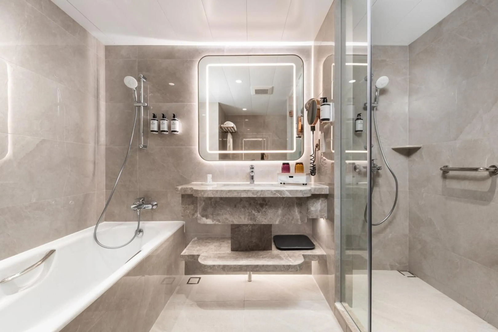 Photo - The Kimberley Hotel