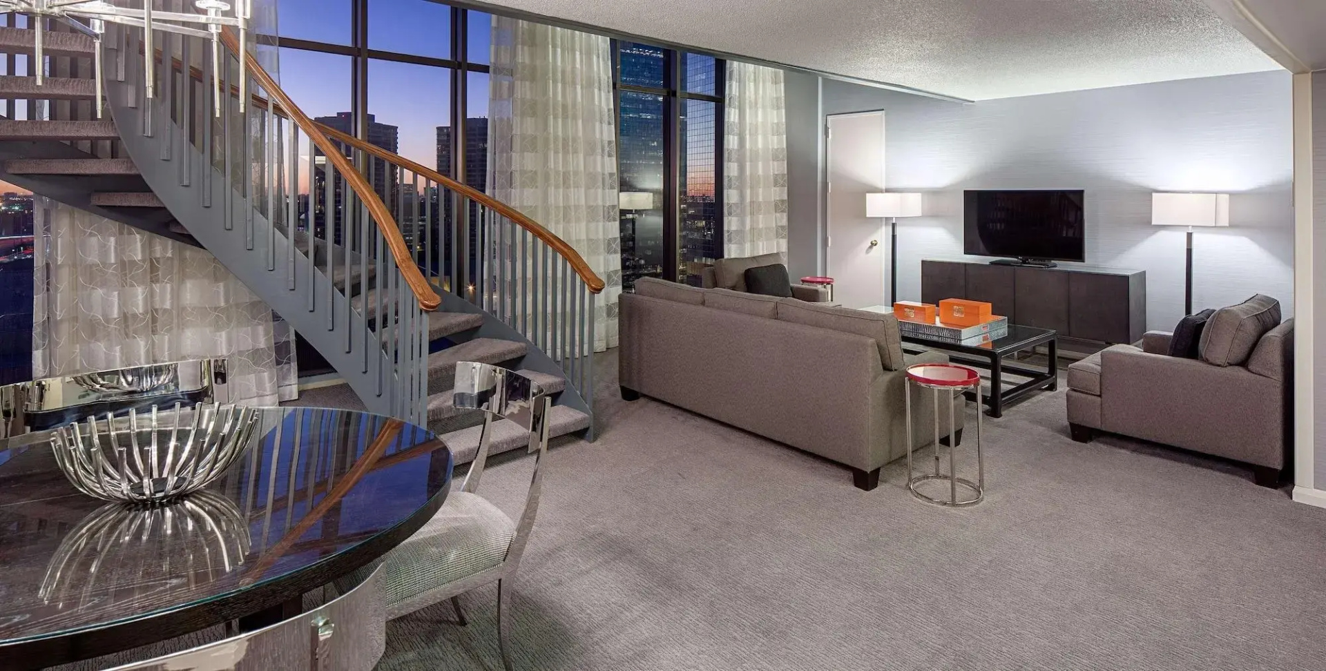 Foto - DoubleTree by Hilton Hotel Houston - Greenway Plaza