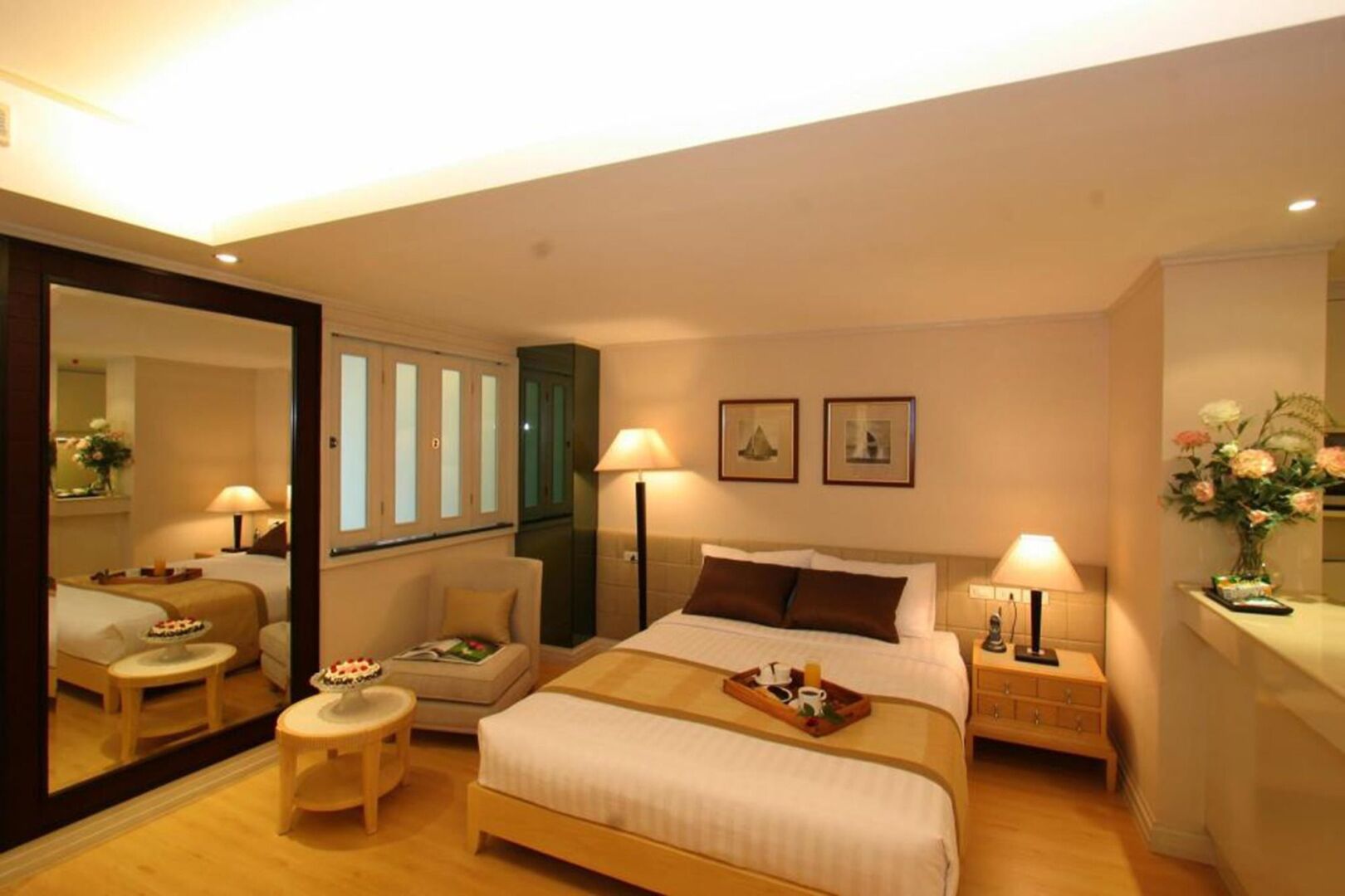 Photo - Hope Land Hotel Sukhumvit 24