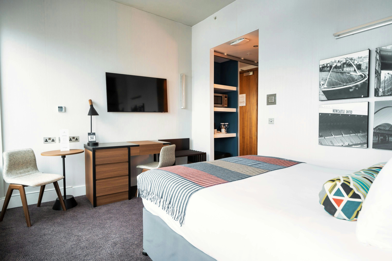 Photo - Sandman Signature Newcastle Hotel