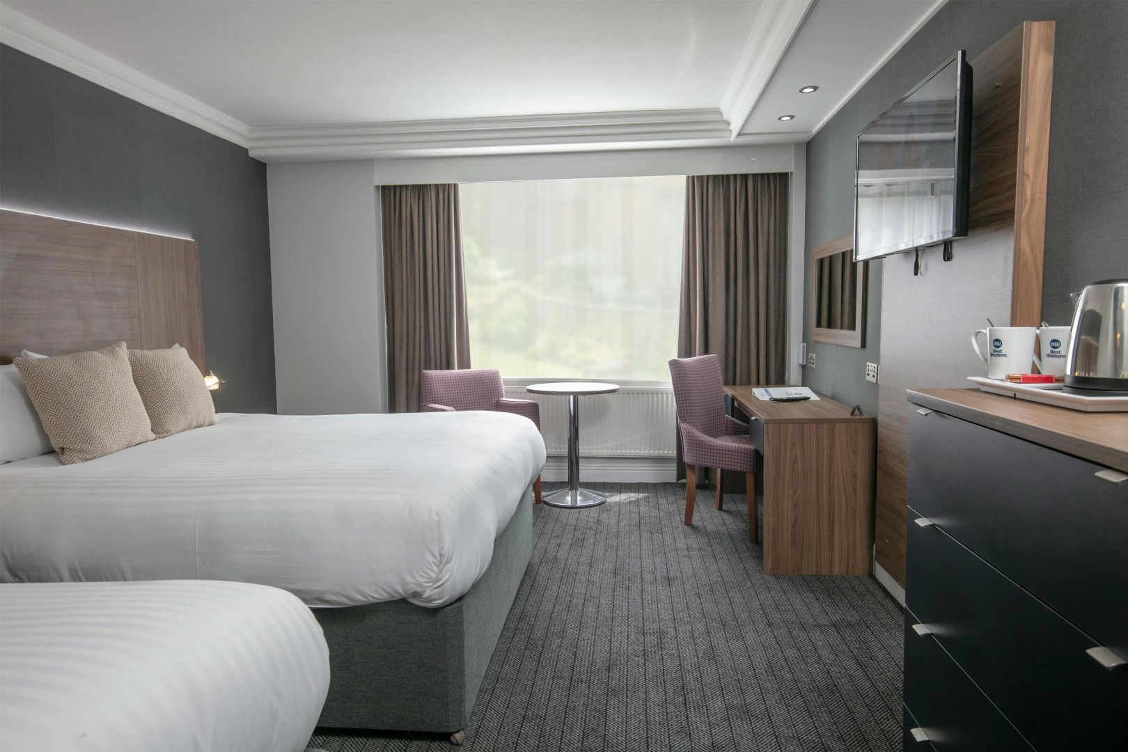 Foto - Best Western Plough & Harrow Hotel