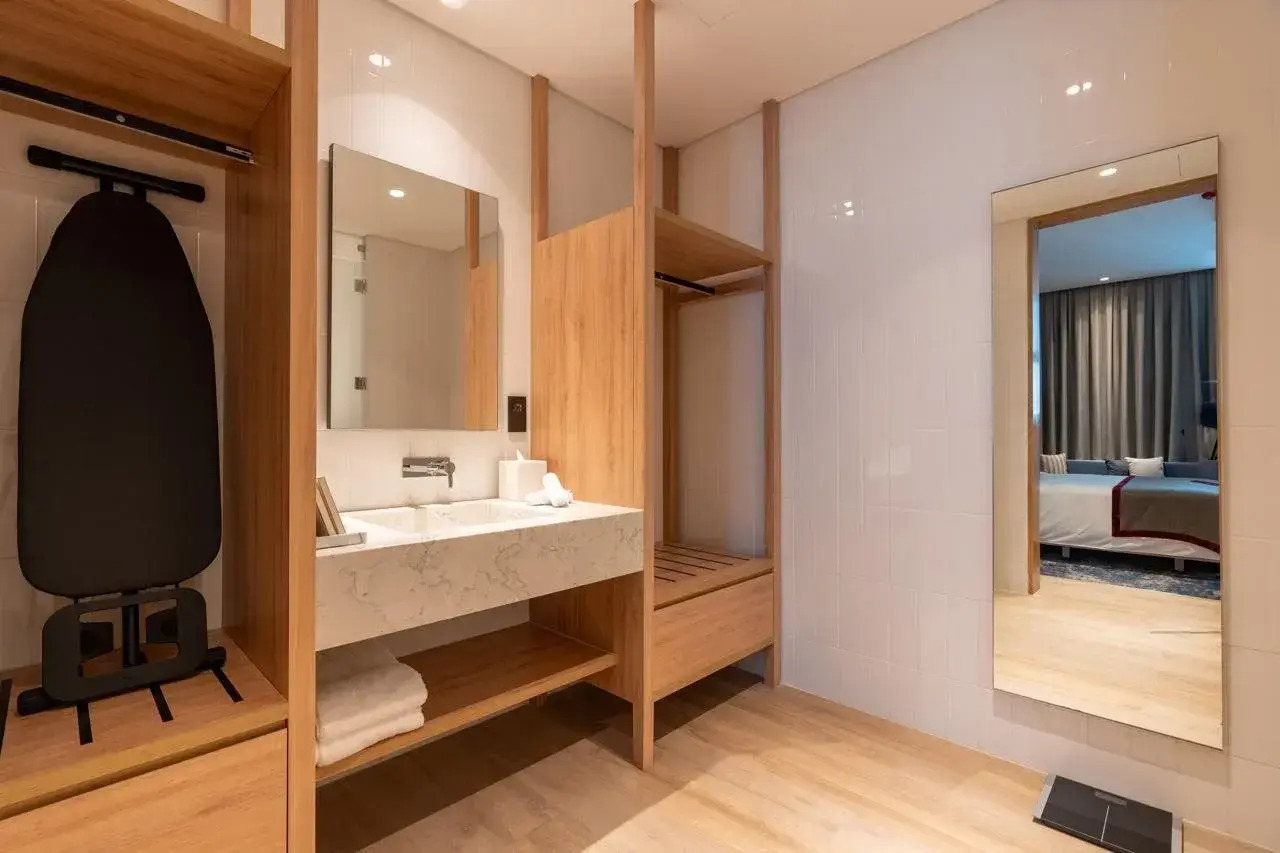 Foto - West Walk Retaj Hotel