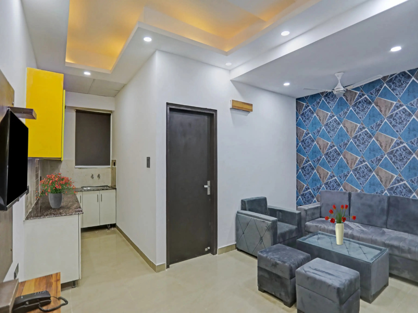 Photo - Hotel the Rasa vasundhara