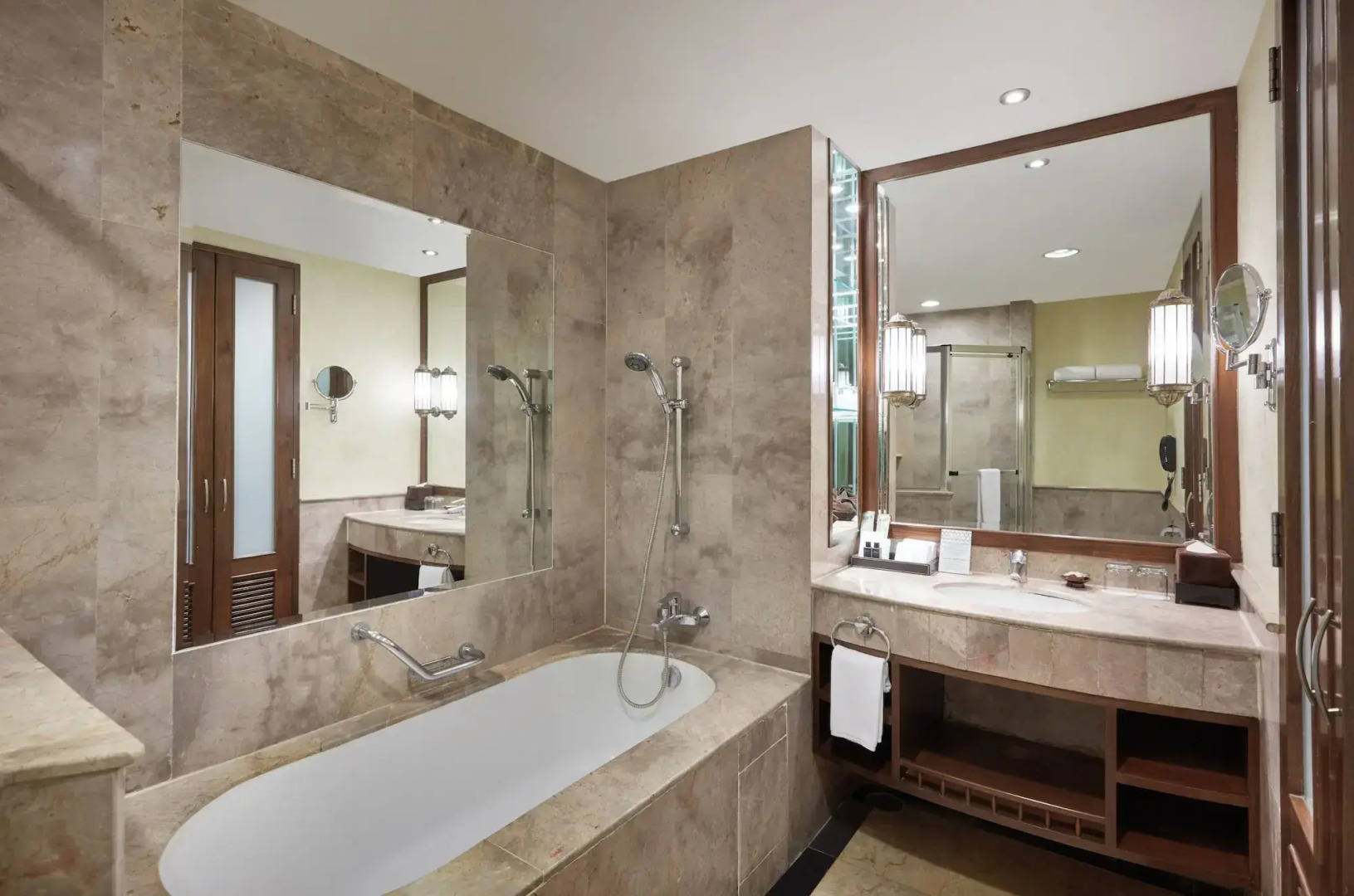 Photo - The Davis Bangkok