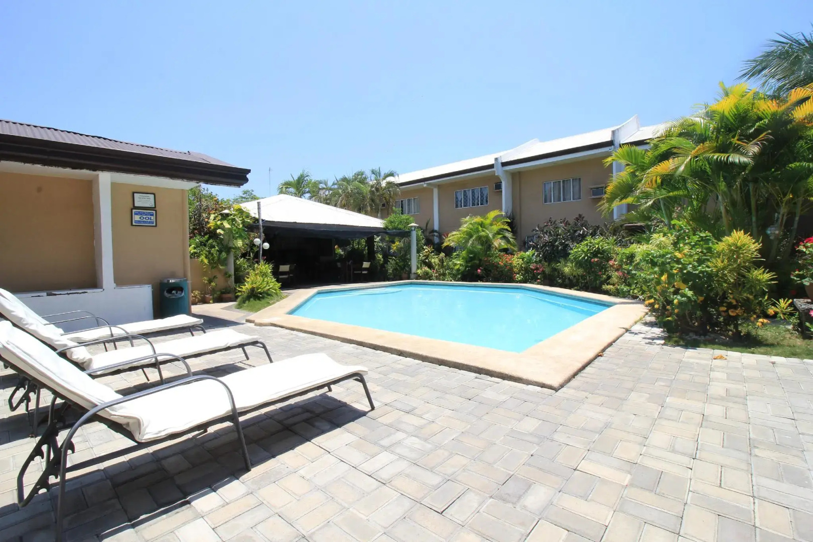 Foto - Red Knight Gardens