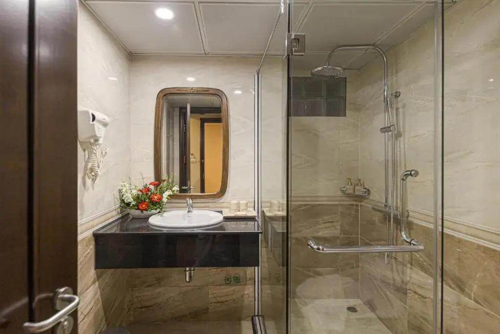 Photo - Chalcedony Grand Hotel
