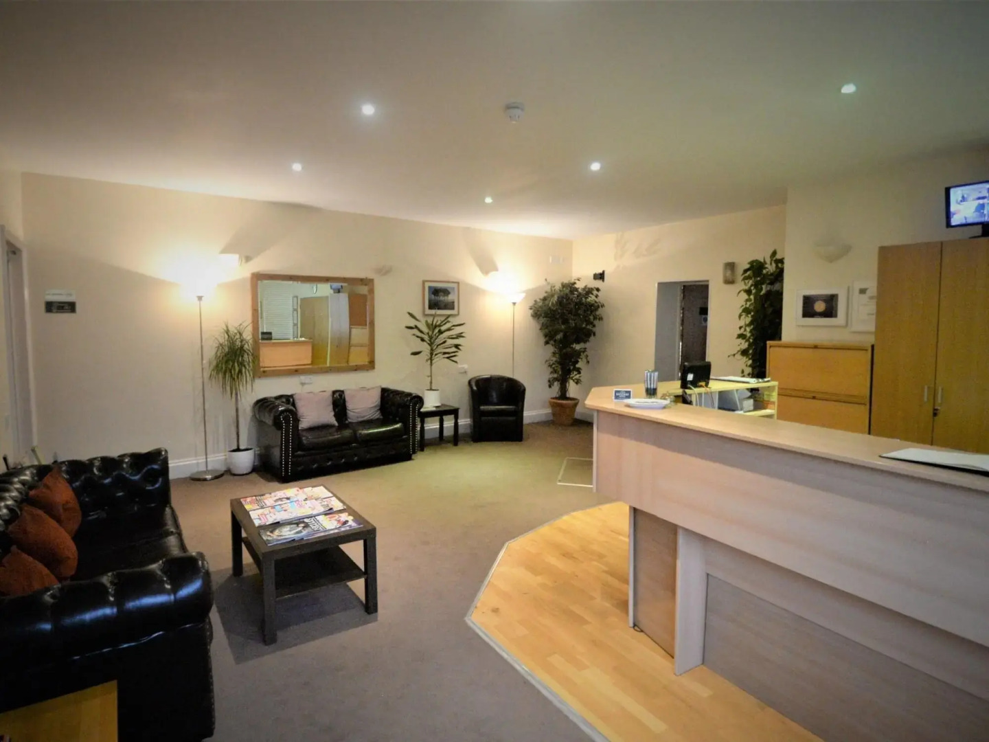 Photo - The Gateway Hotel