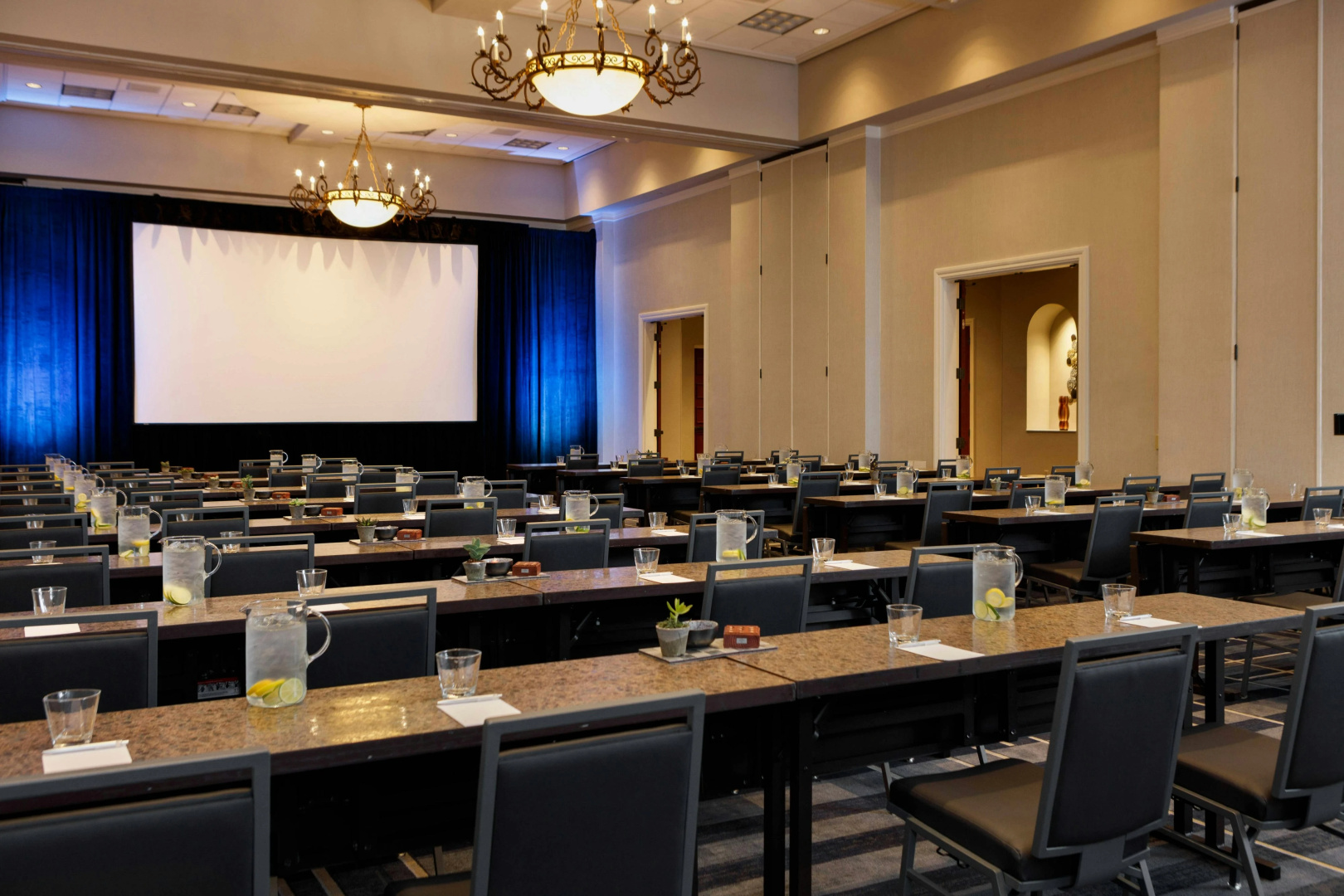 Photo - Renaissance Tampa International Plaza Hotel