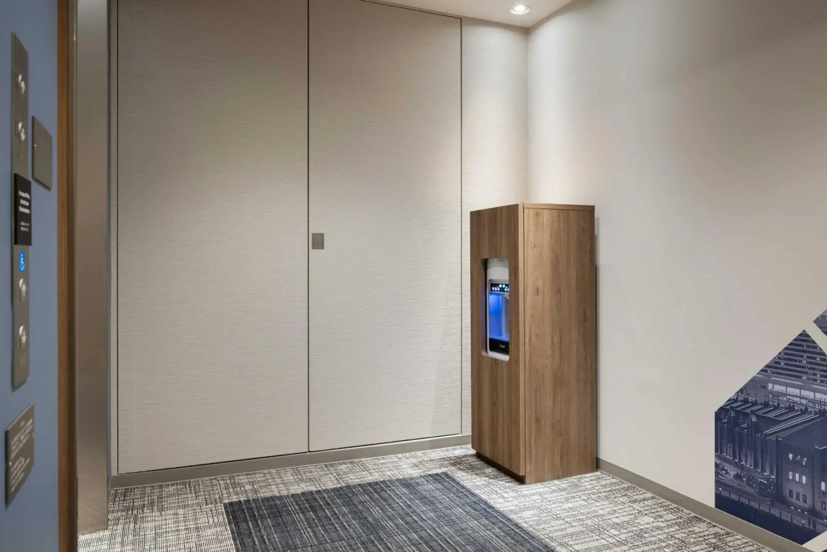Foto - Four Points Flex by Sheraton Yokohama West