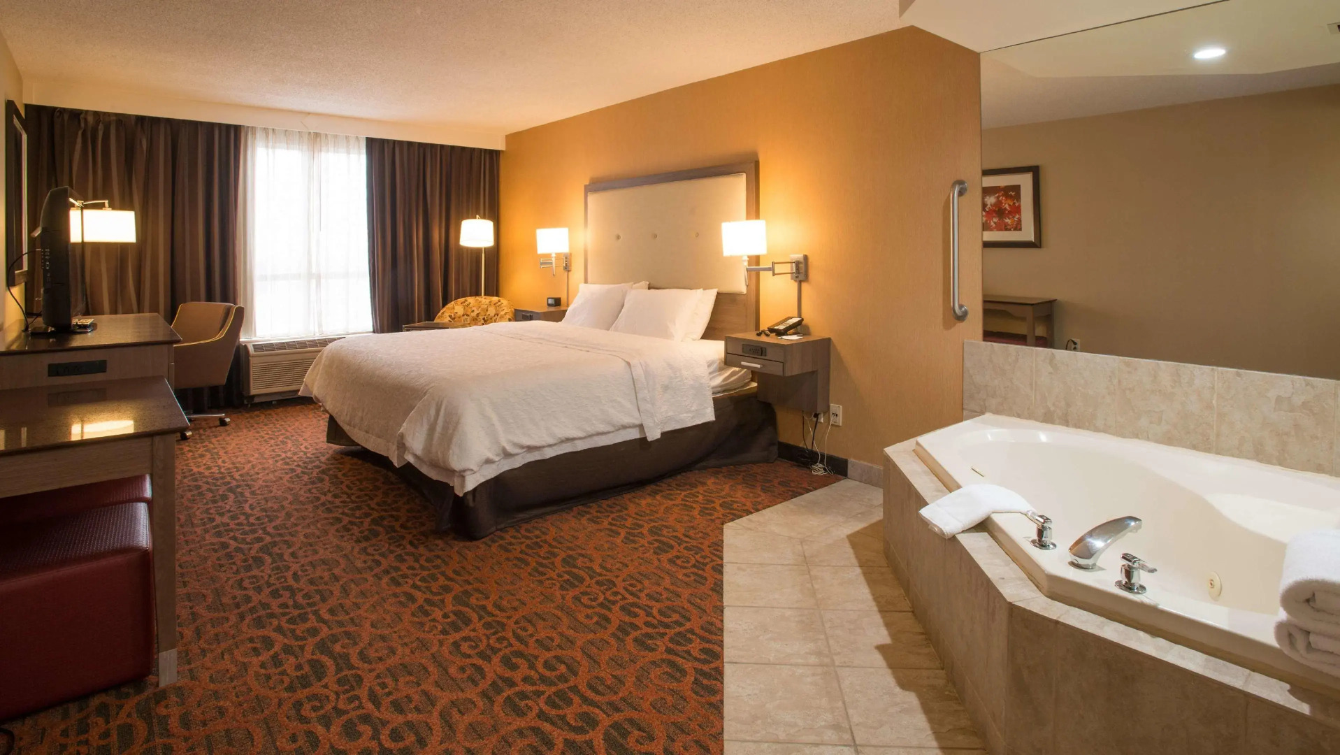 Photo - Hampton Inn Toronto-Mississauga West