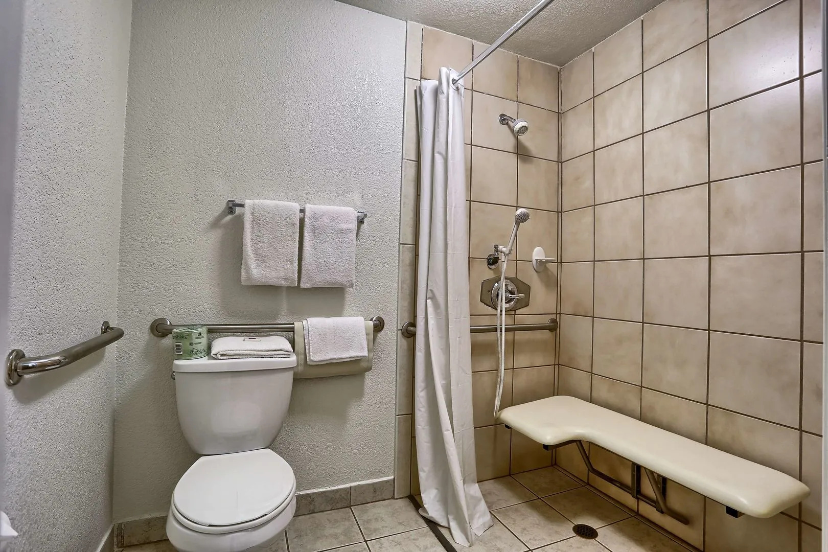 Photo - Cathedral Hill Hotel