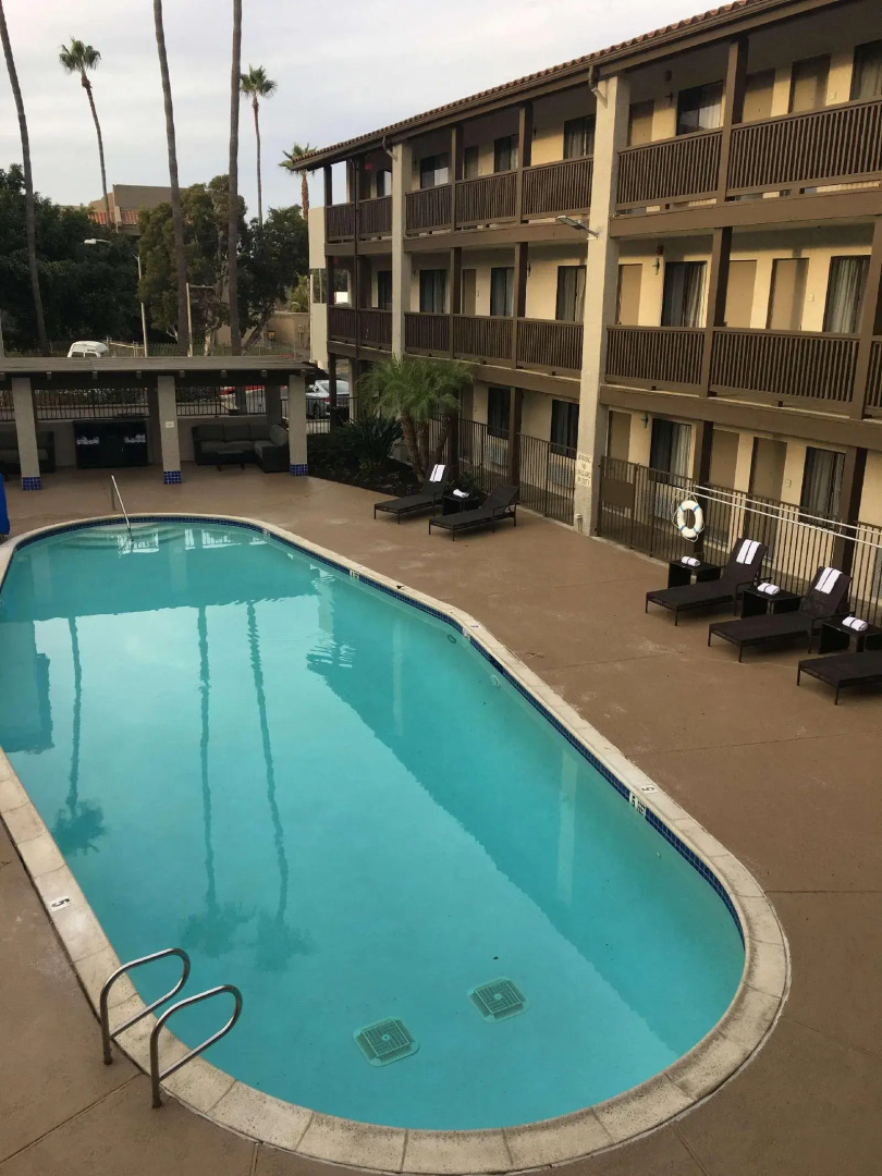 Photo - Best Western Carlsbad by the Sea