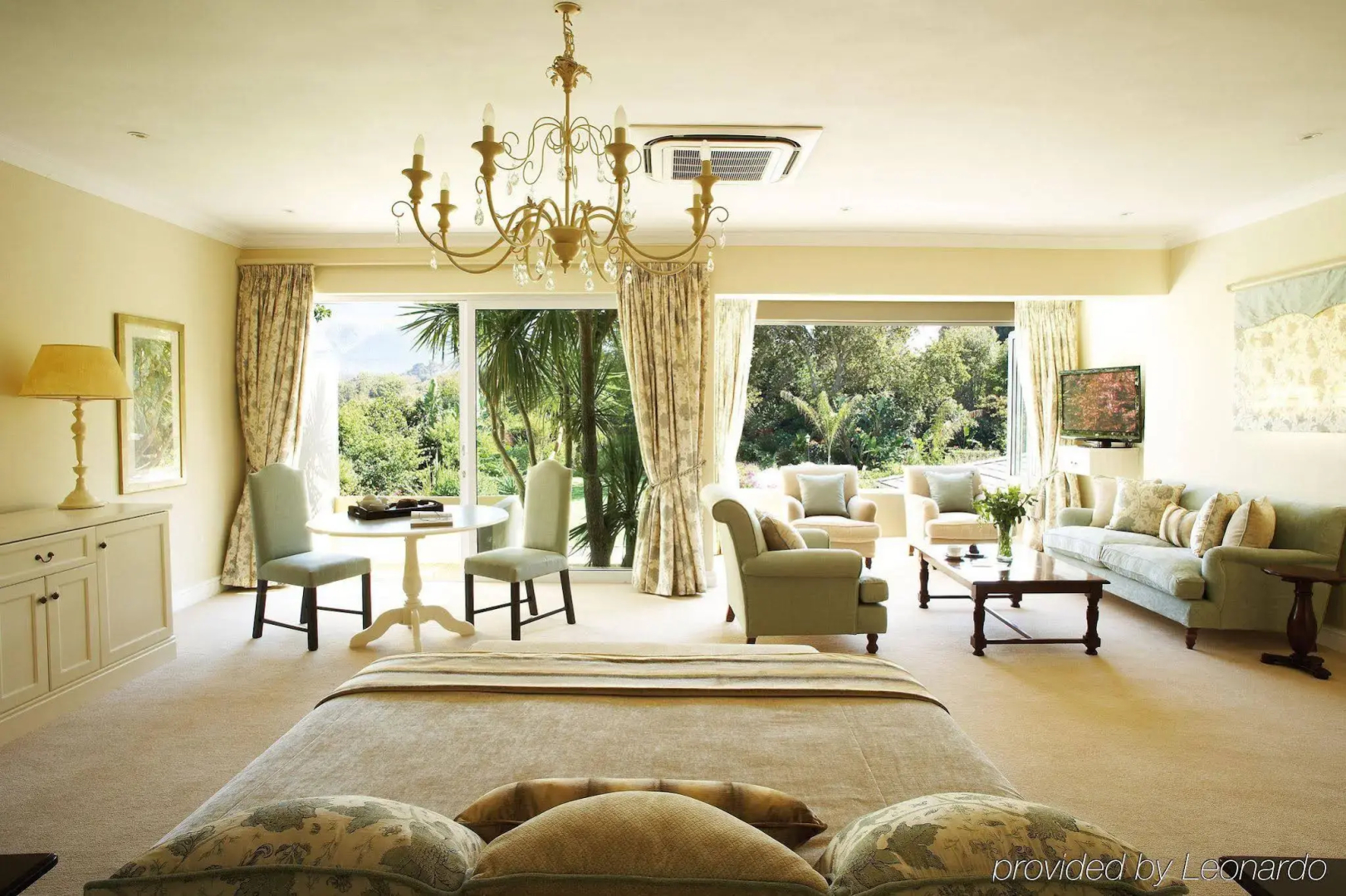 Photo - Last Word Constantia