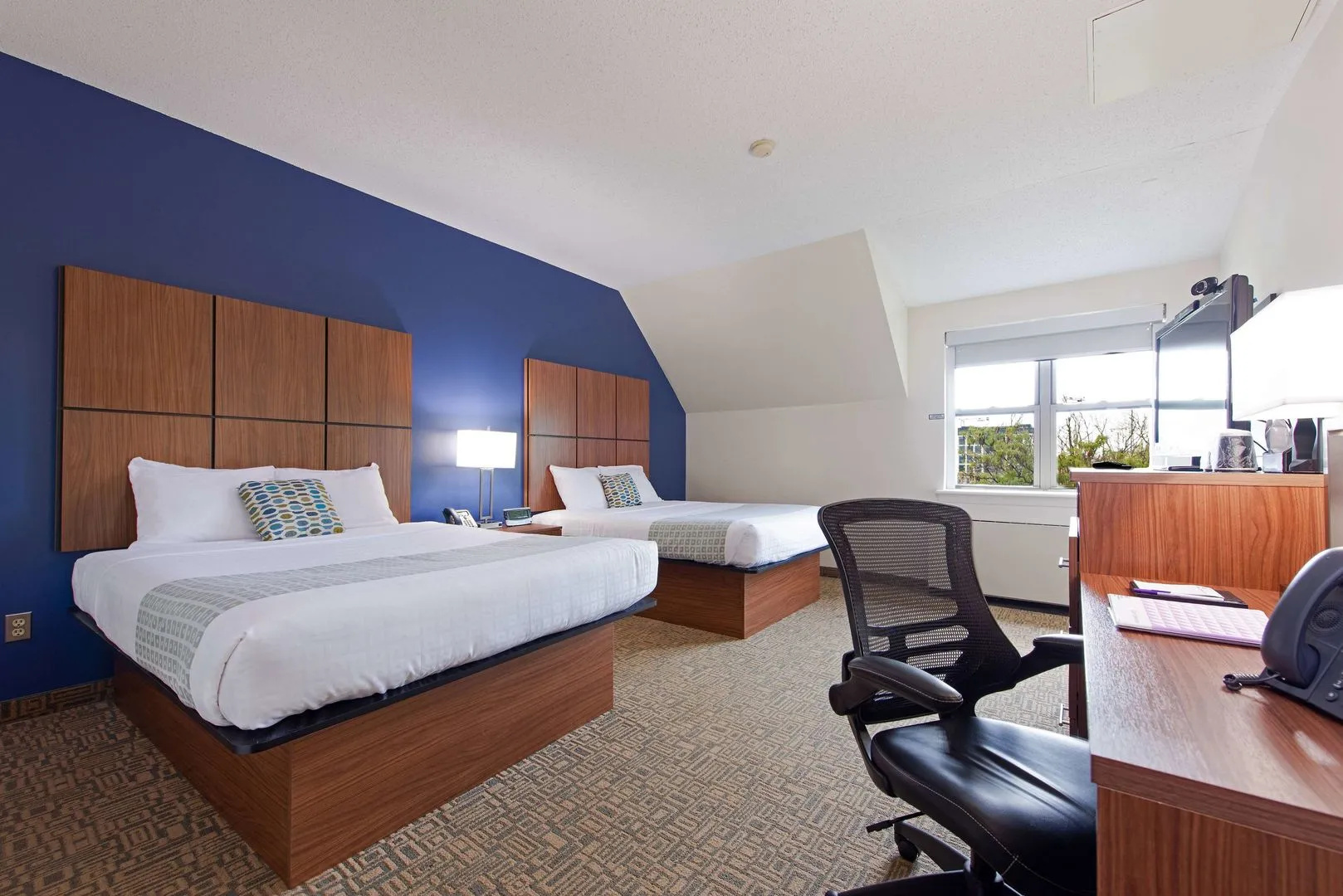 Photo - Kellogg Conference Hotel at Gallaudet University