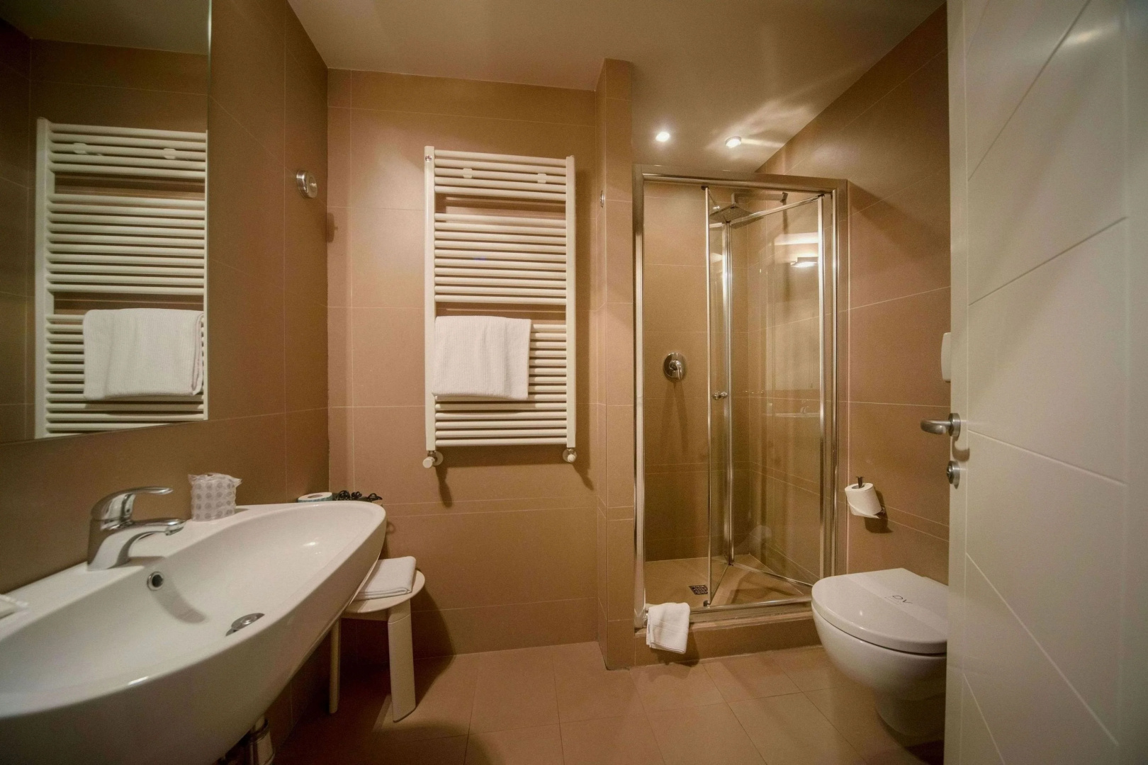 Foto - Hotel De la Ville