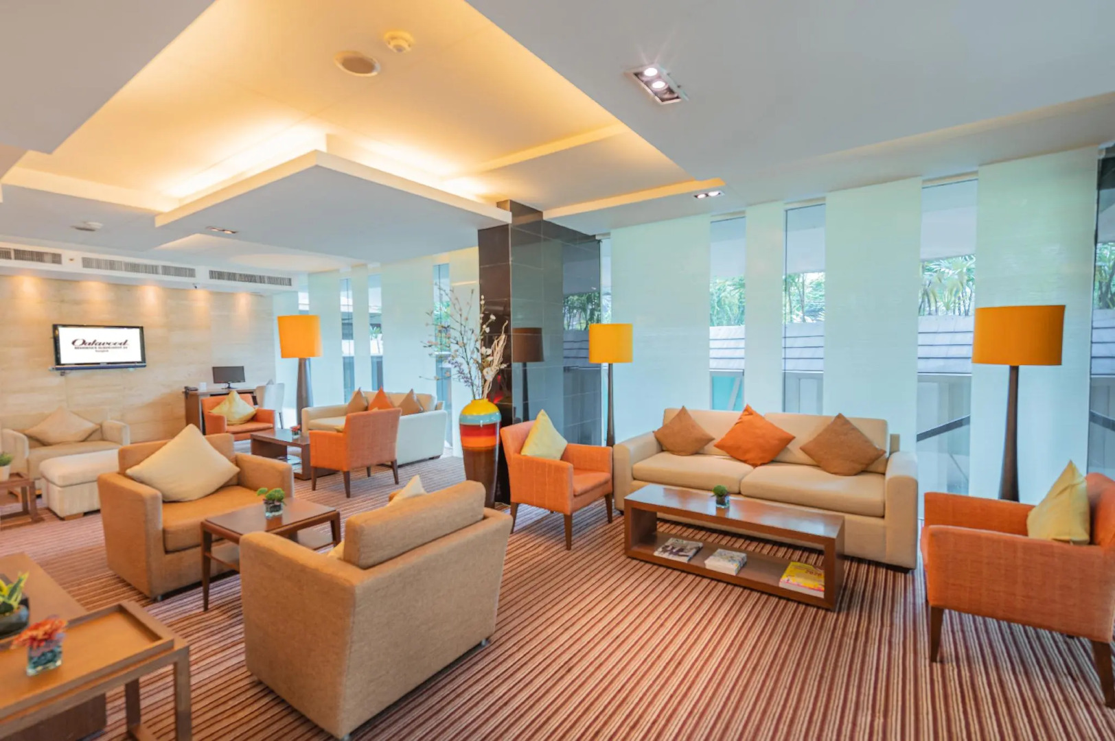 Photo - Oakwood Residence Sukhumvit 24 Bangkok