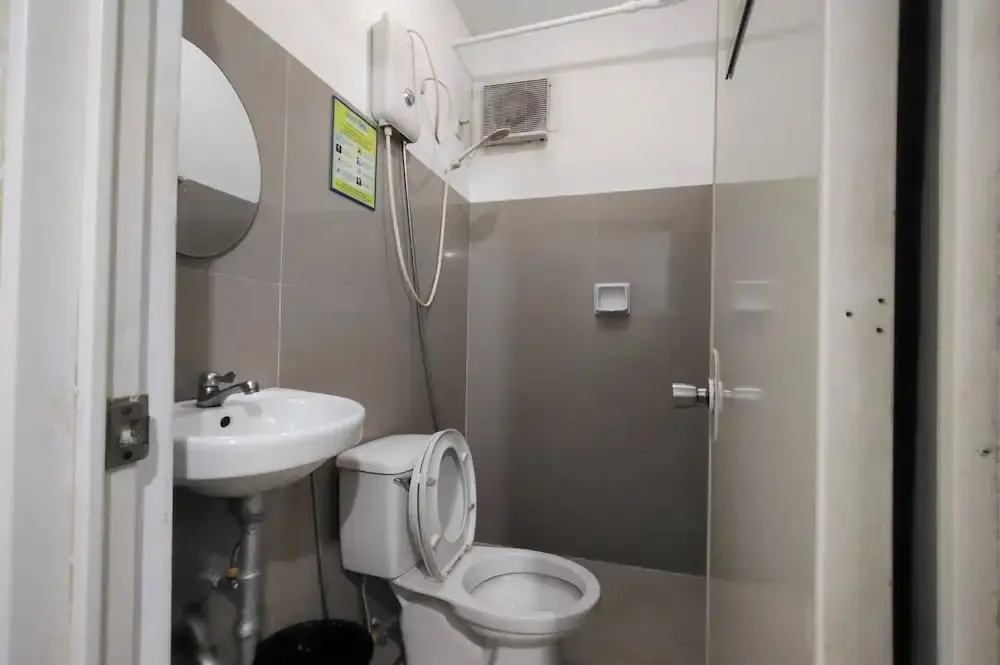 Foto - Yuj Inn Pasay