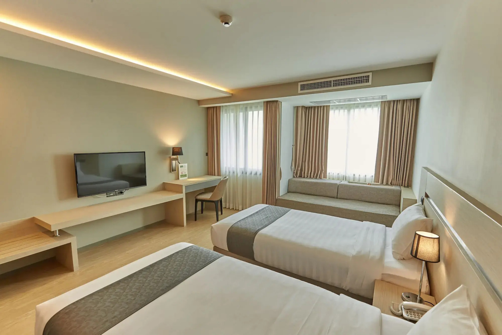 Photo - Samyan Serene Hotel