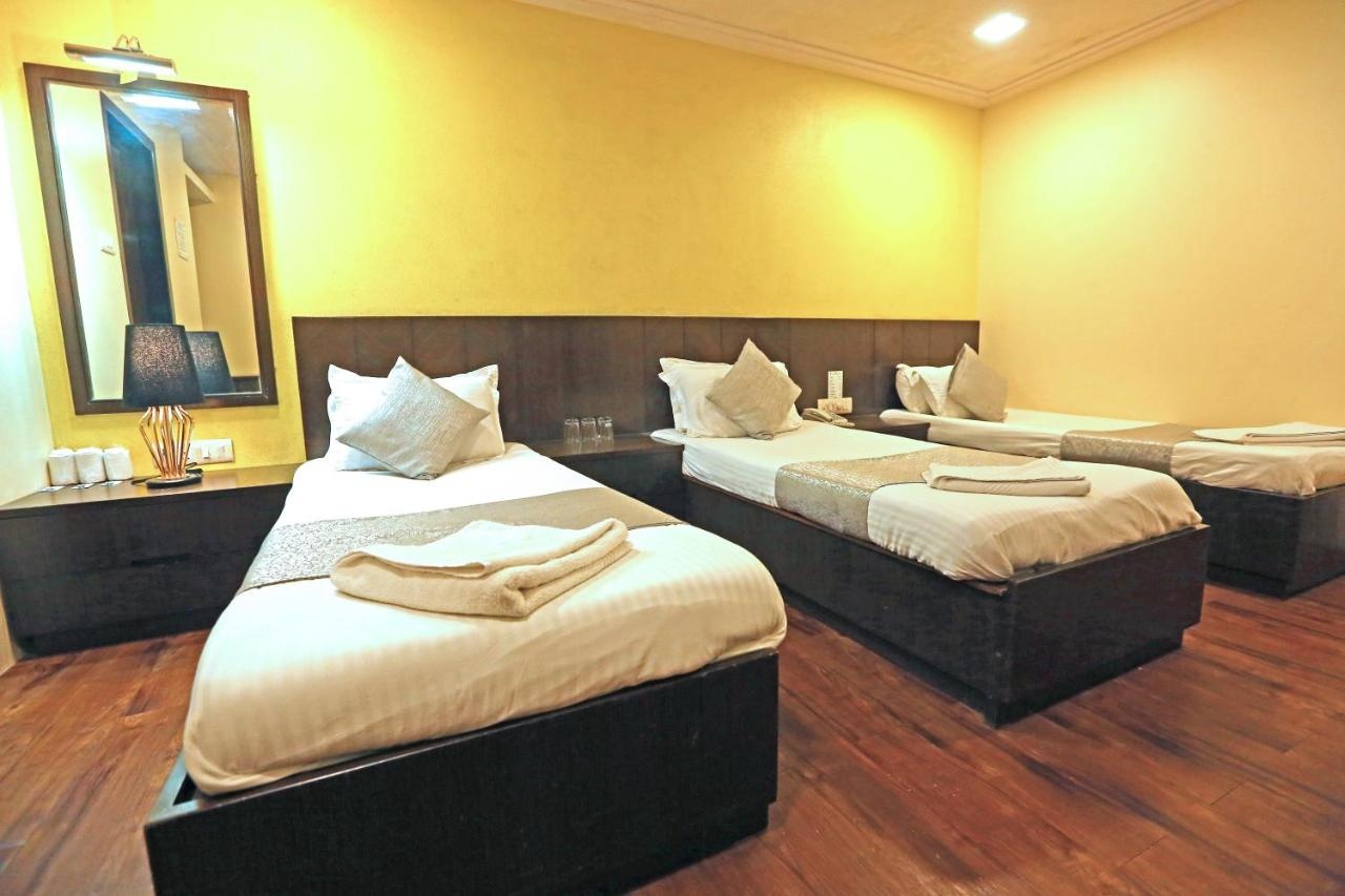 Photo - Gulf Hotel Colaba