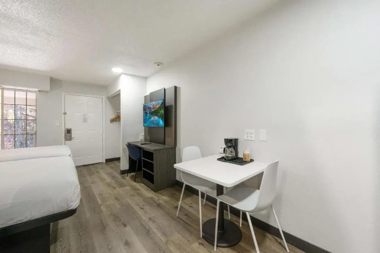 Foto - Studio 6 Extended Stay - Tucker, GA - Atlanta Northlake