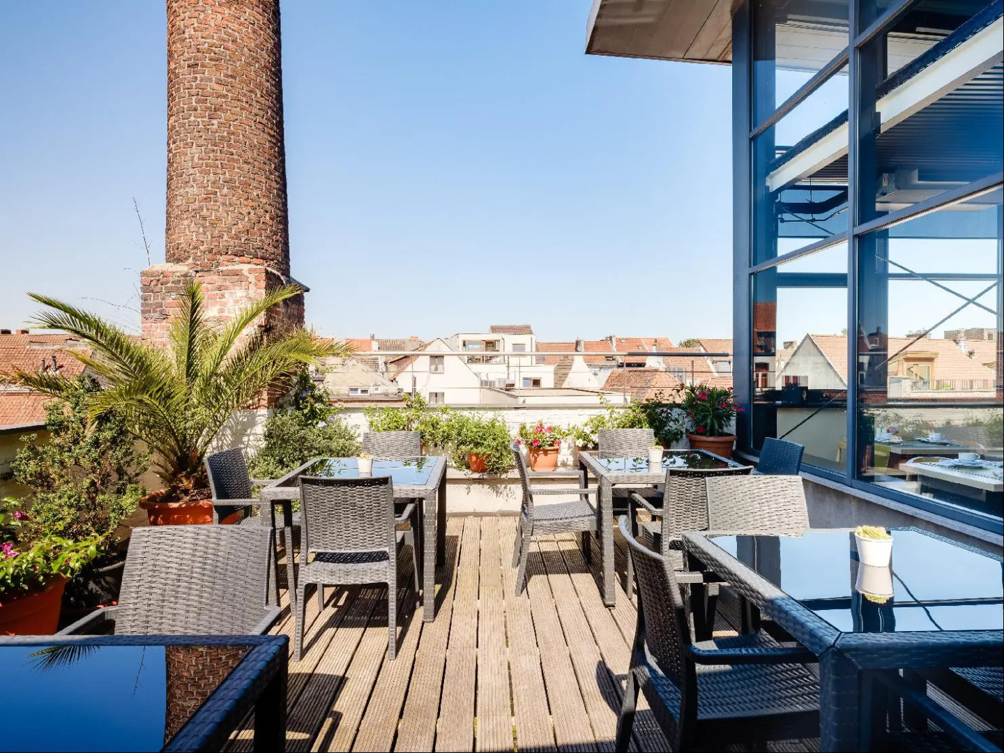 Photo - Ghent River Hotel