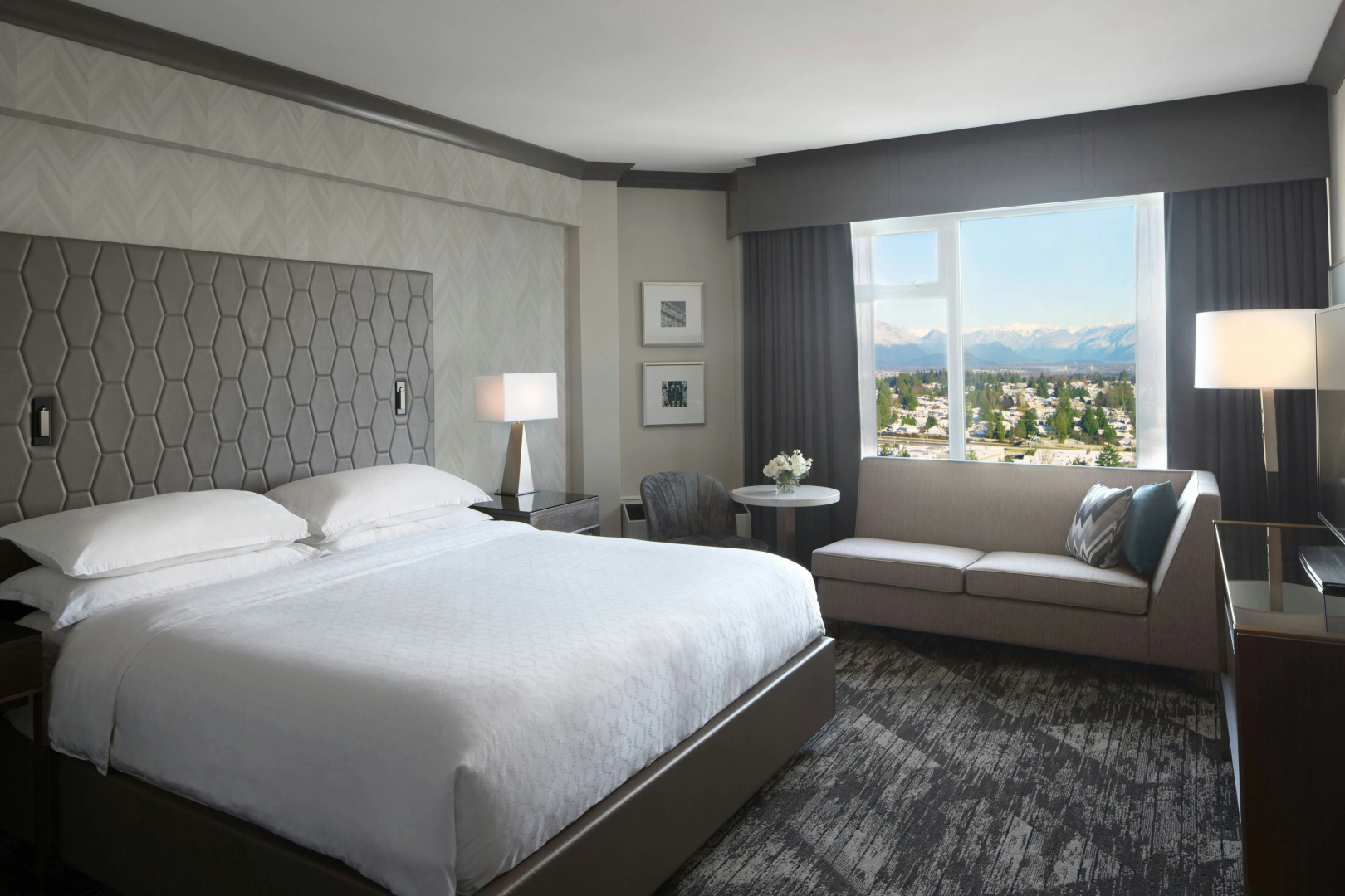 Foto - Sheraton Vancouver Guildford Hotel