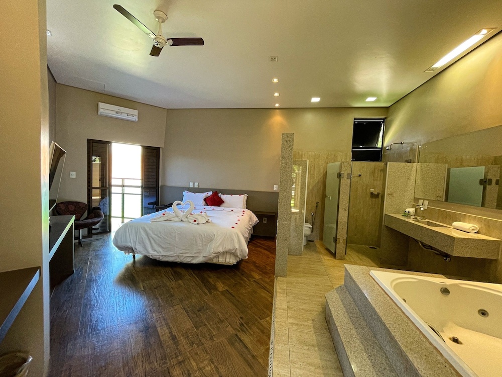 Hotel lago do sol