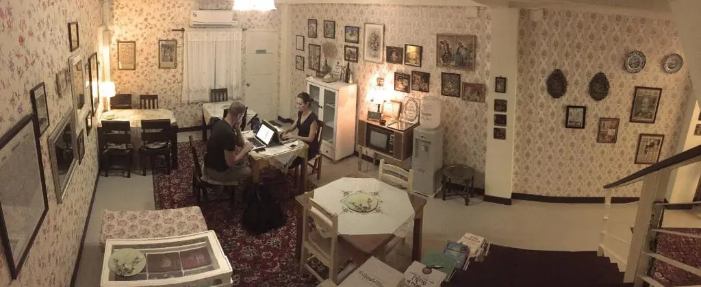 Photo - The London Tearoom