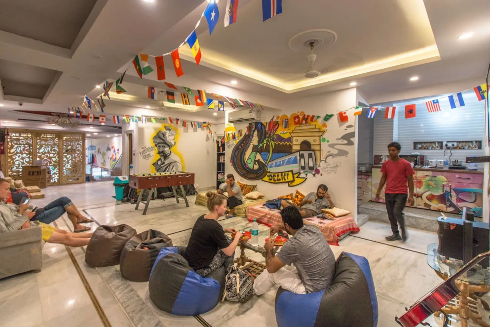 Photo - New King by Backpackers Heaven