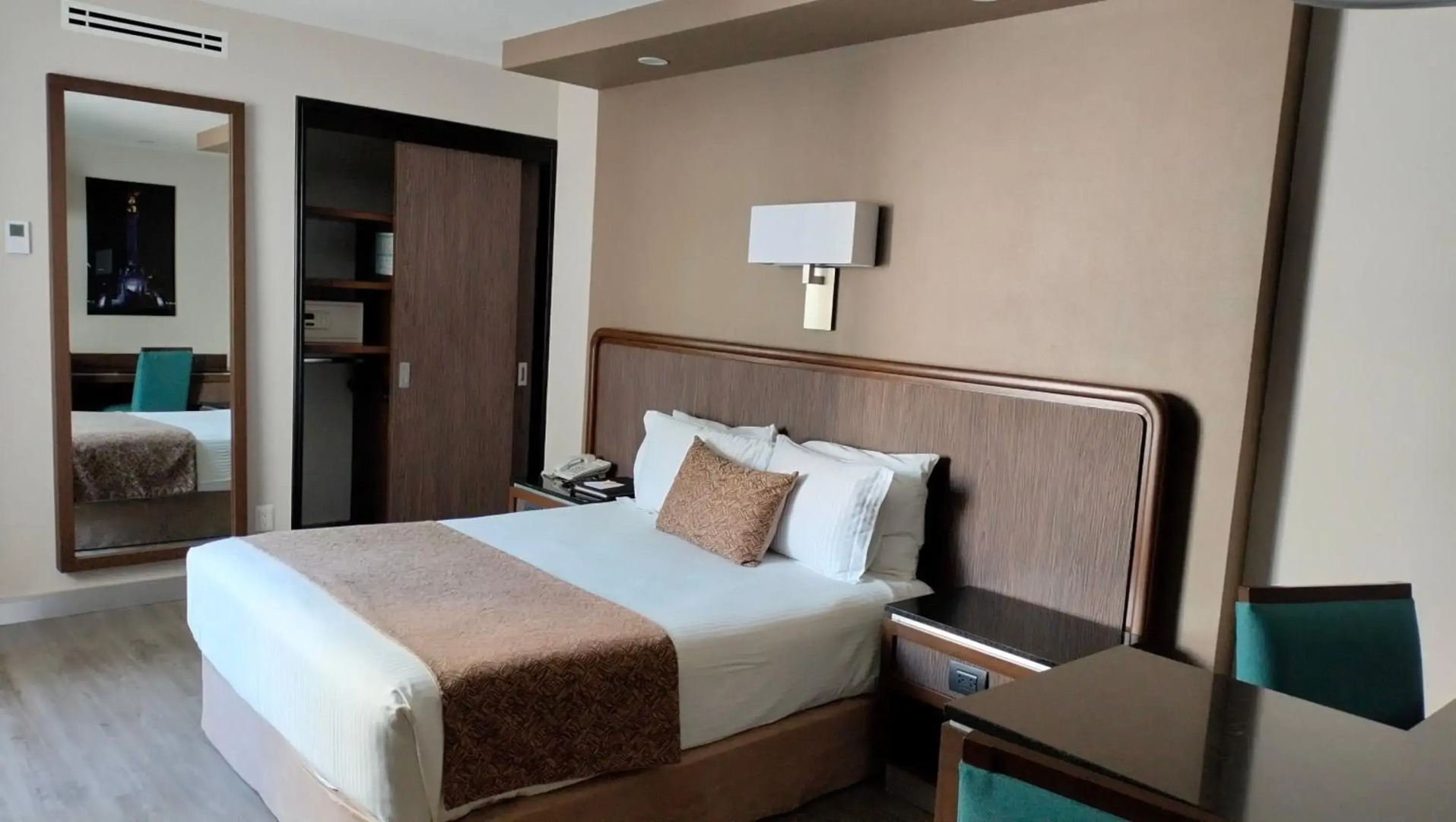 Photo - Hotel Metropol