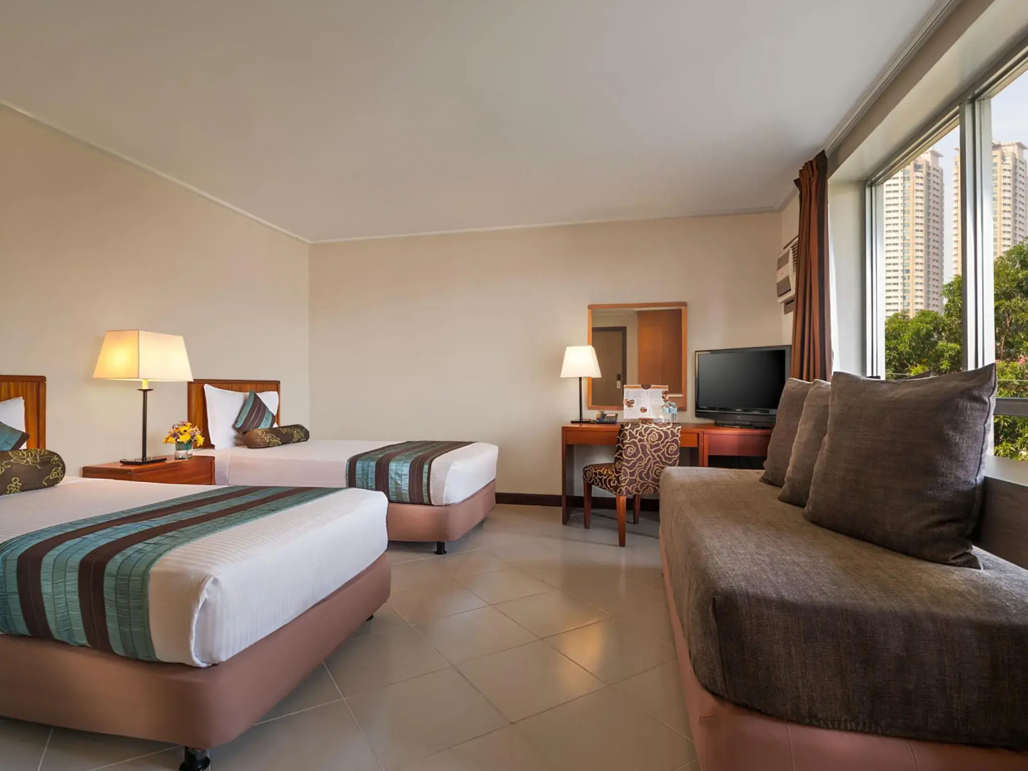 Photo - Hotel Kimberly Manila