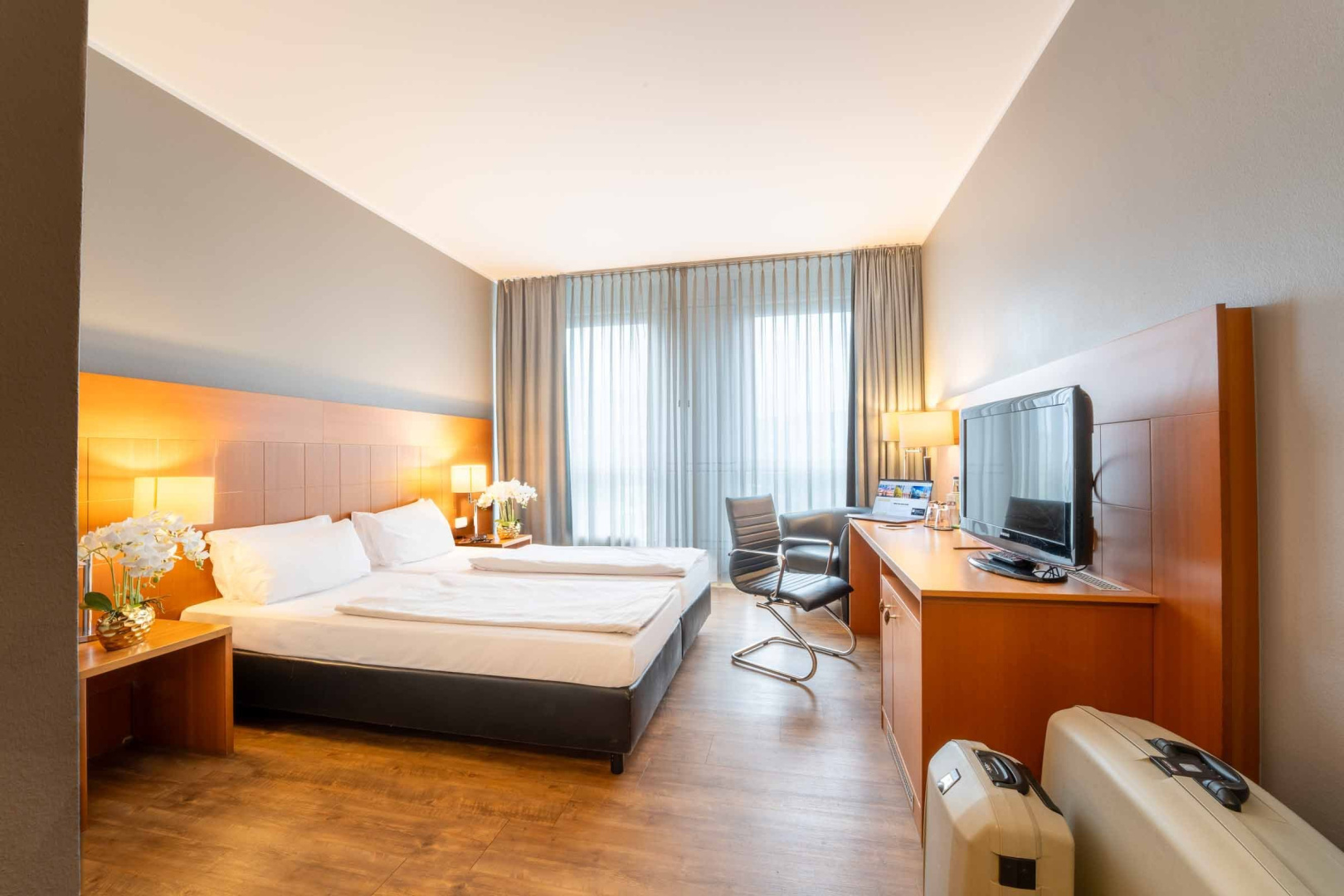 Foto - Plaza Premium Koln
