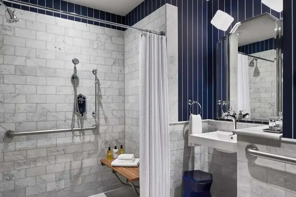 Photo - Riggs Washington DC