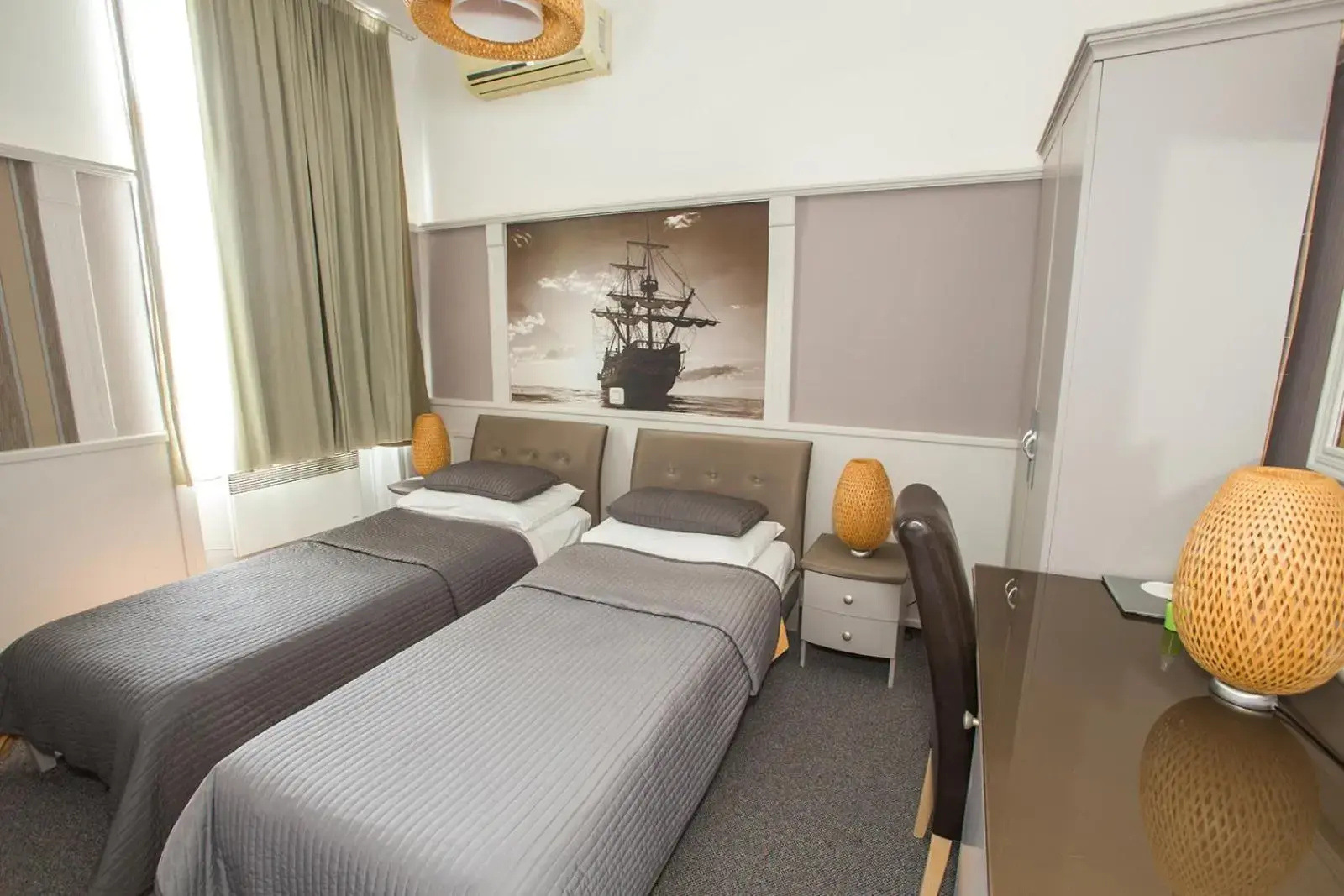 Foto - Hotel Galija