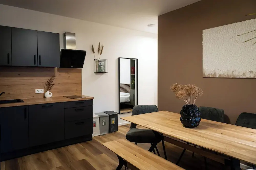 Photo - Urban Jungle Apartments
