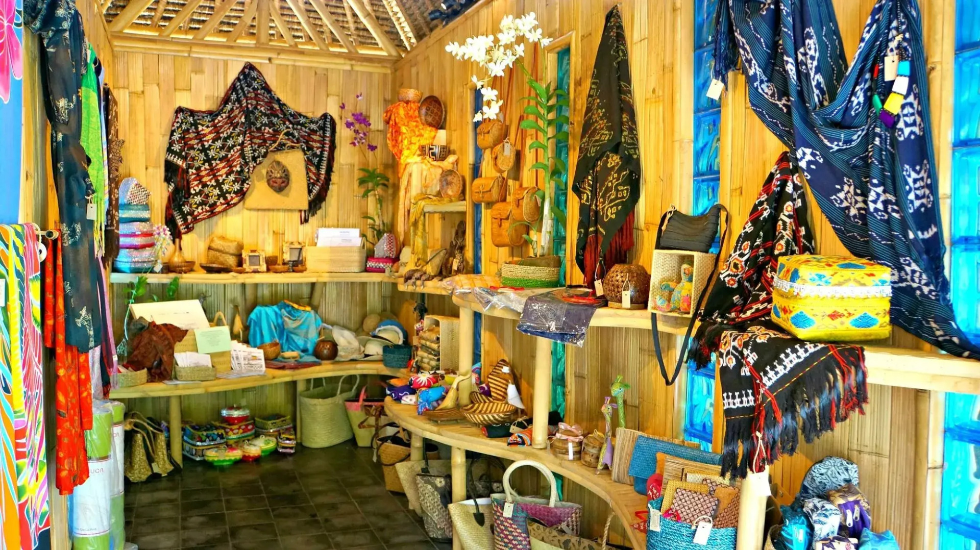 Foto - Samanvaya - Adults Only