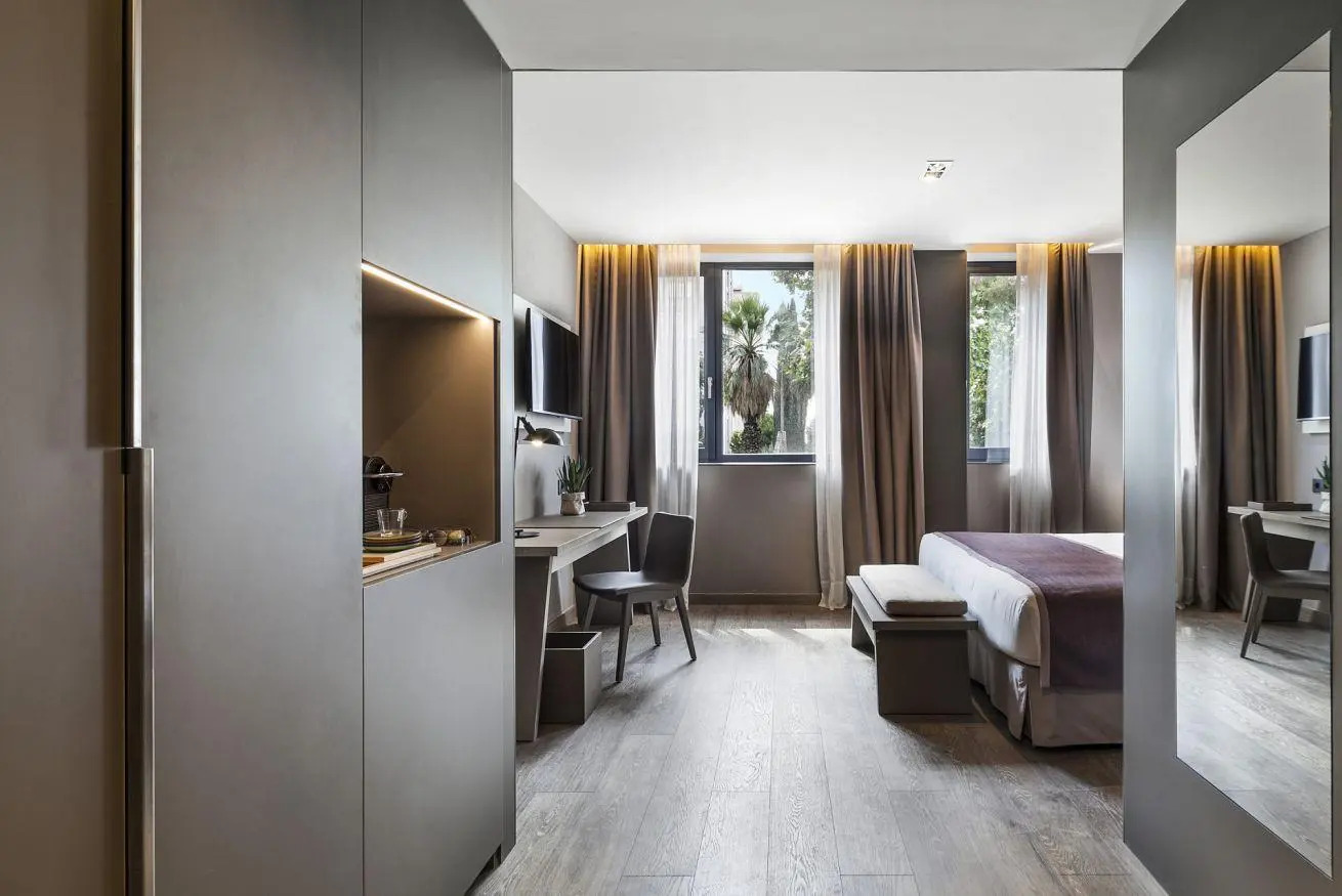 Photo - Upper Diagonal