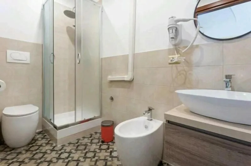 Photo - Let's B&B