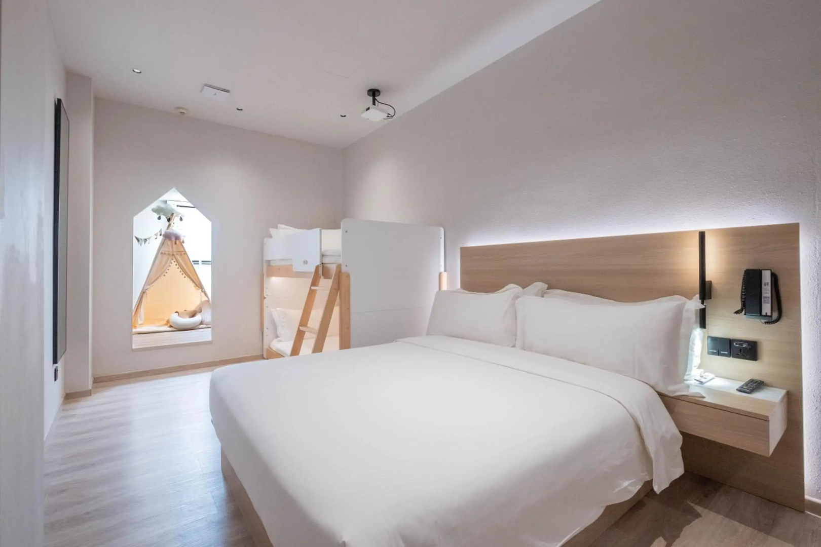 Foto - Rest Bugis Hotel