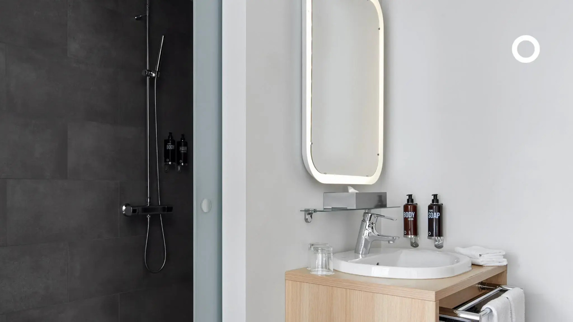 Photo - Center Hotels Laugavegur